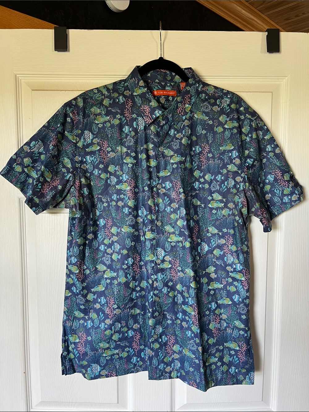 Tori Richard Navy Short-Sleeve Tropical Fish Button-Down Shirt